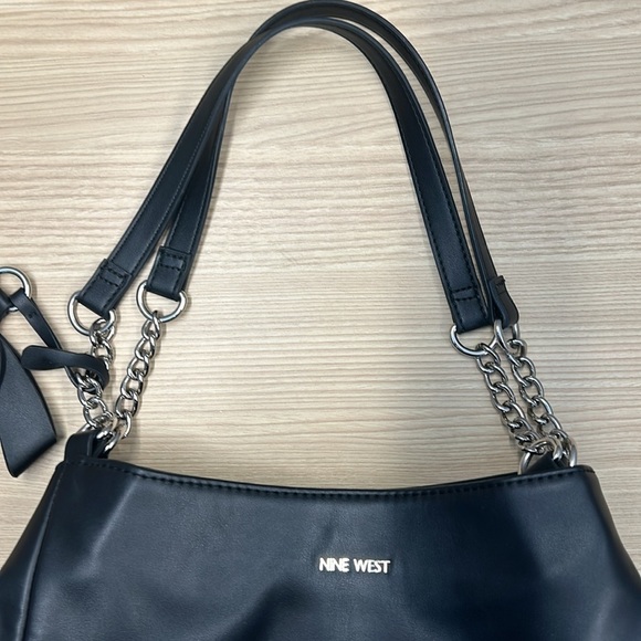 Nine West black leather purse - Picture 2 of 10
